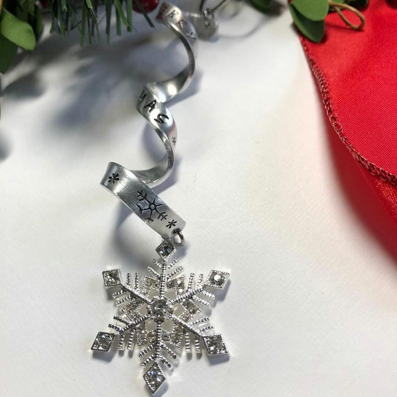 Personalized Icicle Snowflake Christmas Ornament - Bling Chicks Jewelry Accessories Gifts